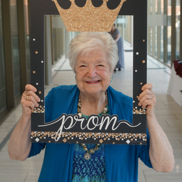 Prom 28